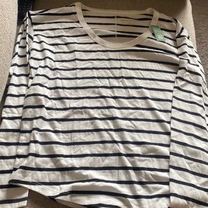 Gap Black and White Striped Long Sleeve